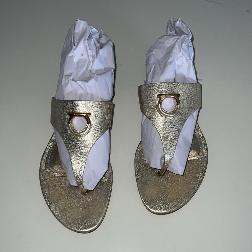 Salvatore Ferragamo GOLD/METALLIC THONGS SANDAL